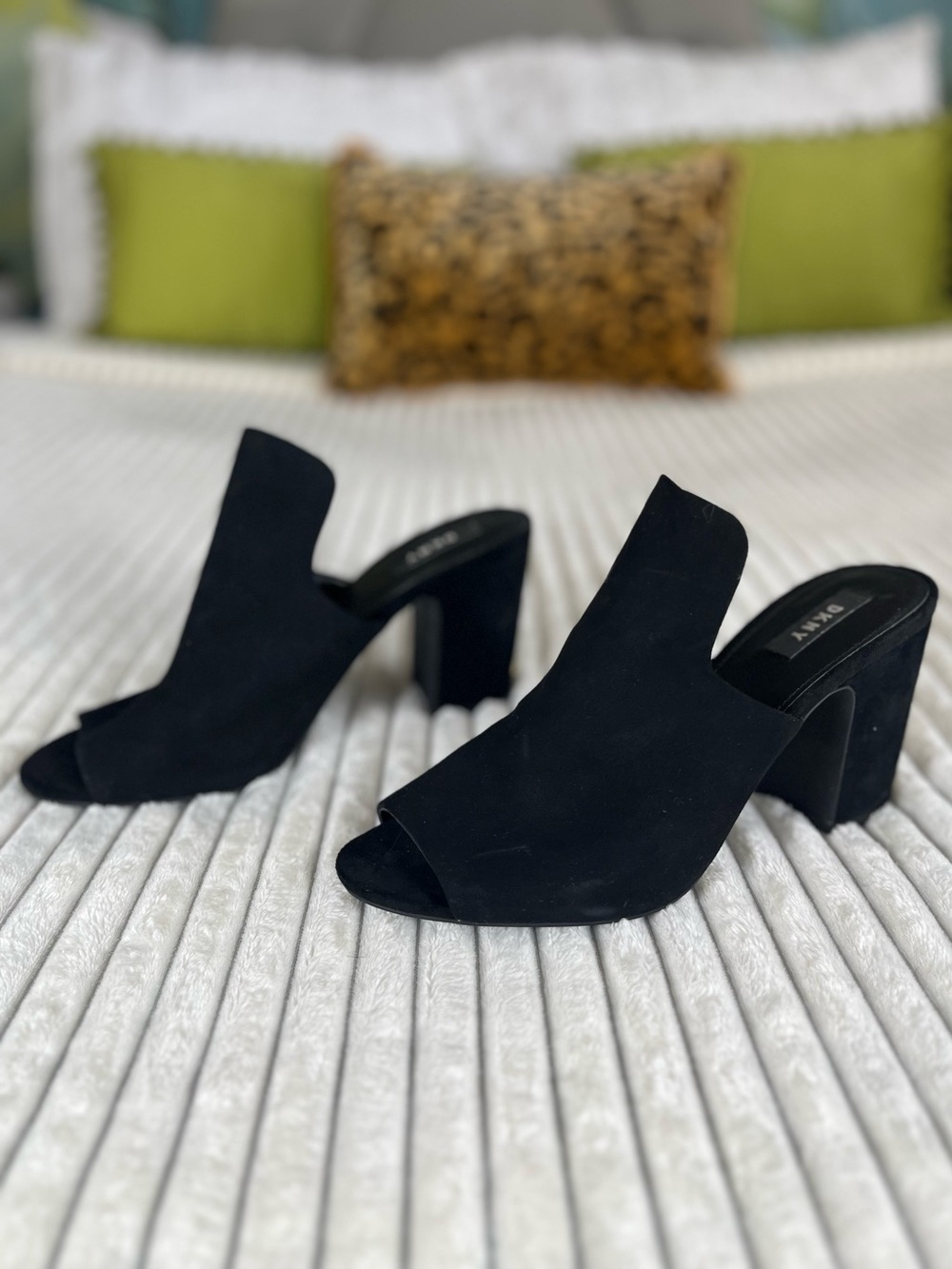DKNY Hester Black Suede Open-Toe Block Heel Mules Size 9